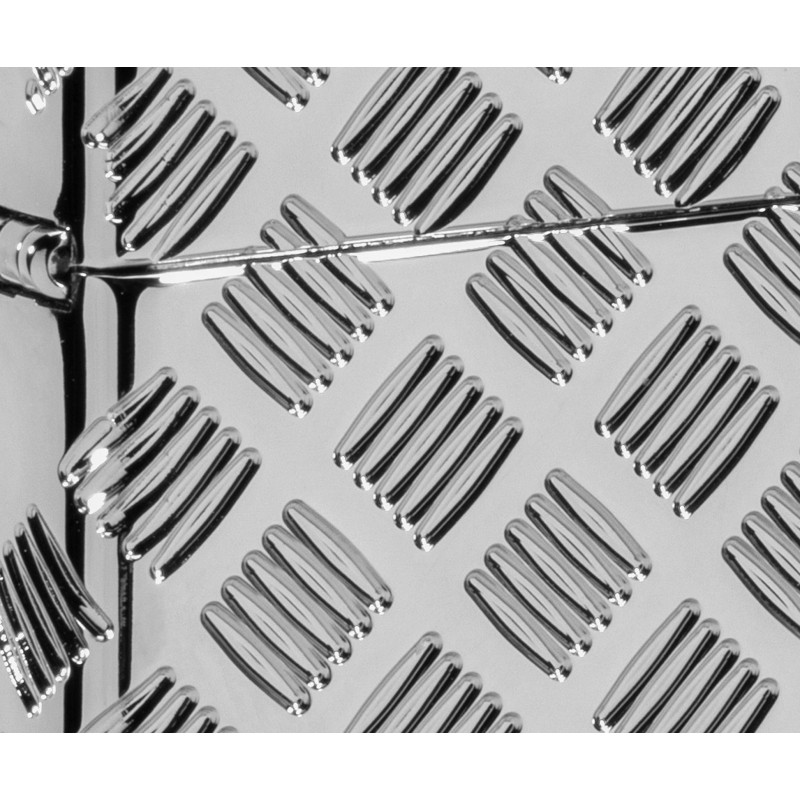 ZIPPO žiebtuvėlis Diamond Plate Design
