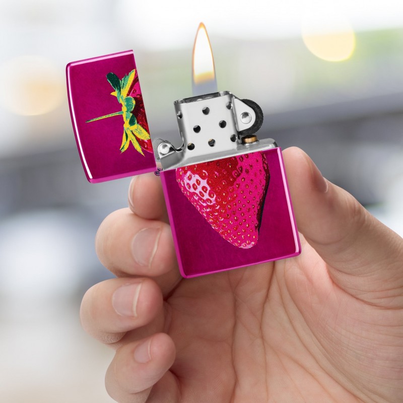 ZIPPO žiebtuvėlis Strawberry Delight